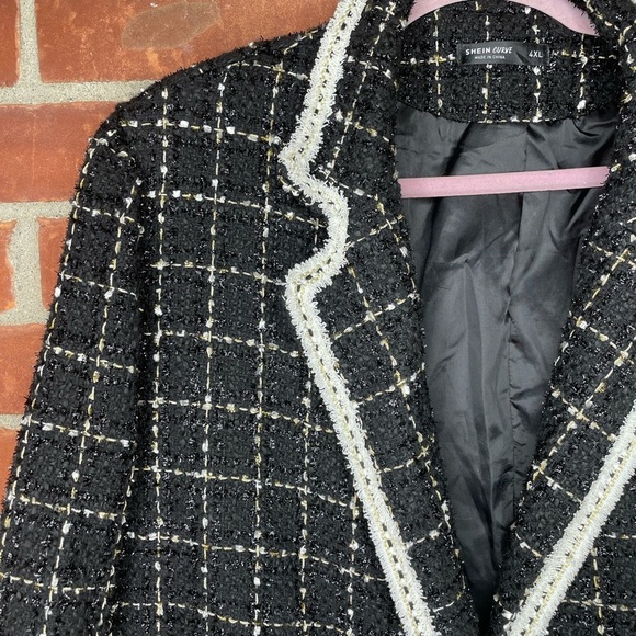 Shein curve blazer - Picture 3 of 8